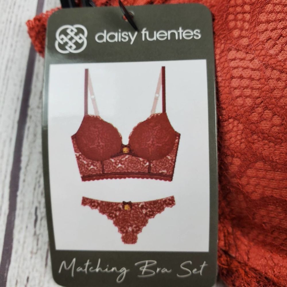 Daisy Fuentes Bra Red 34B Pushup Pantie Set Longline Lace NWT - Picture 8 of 9